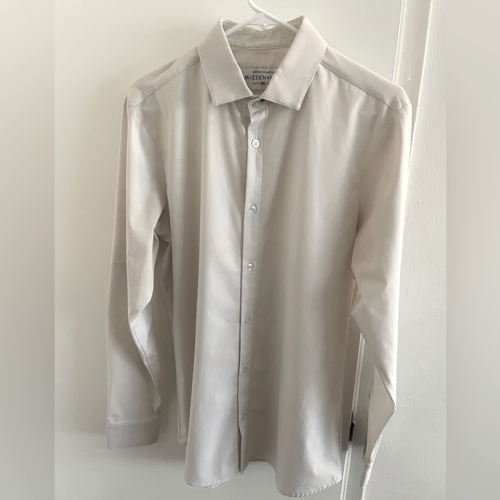 Men’s medium mizzen and main white dress shirt
